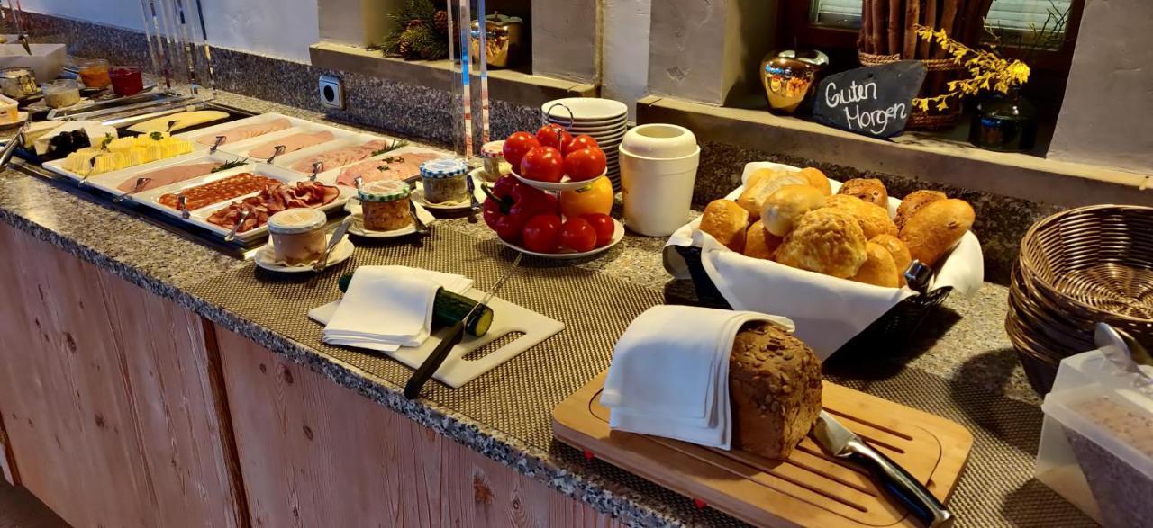 Hotel Neue Hoehe Klingenberg Zewnętrze zdjęcie
